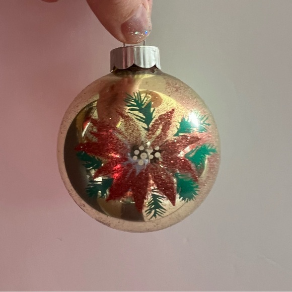 Set of 4 Christmas Ornaments with Poinsettias by Marta Stewart - Picture 13 of 14